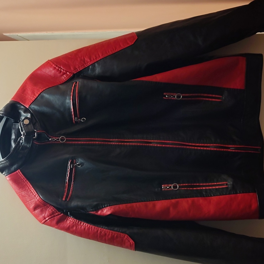 NWOT MEN'S MOTORCYCLE FAUX LEATHER JACKET XL